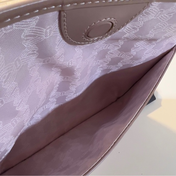 TED BAKER LONDON Women Tan Leather Magnetic Closure Minimalist Pouch Clutch NWOT - Picture 3 of 11